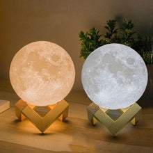 Carregar imagem no visualizador da galeria, LUMINARIA LUNA - LUA CHEIA USB 3D - ABAJUR LUA - AJUSTE DE CORES E INTENSIDADE - FRETE GRATUITO